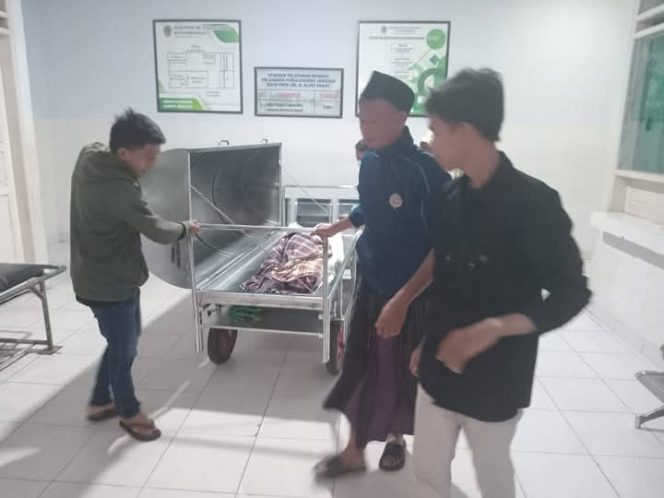 
					Sahabat Al-Ghazali Bantu Keluarga Tak Mampu Jemput Jenazah