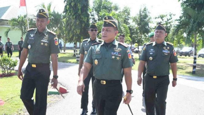 
					Kunjungan Perdana Danrem 133/Nani Wartabone ke Kodim 1313/Pohuwato