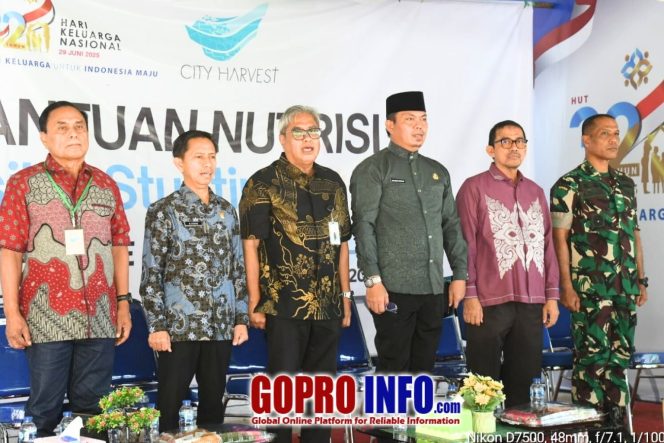 
					Kasiter Kasrem 133/NW Hadiri Penyerahan Bantuan Nutrisi dari The City Harvest Singapore & FHCC