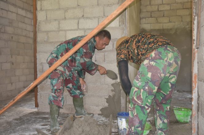 
					Sertu Winaryo, Kepala Tukang Satgas TMMD ke 125 Kodim 1304/Gorontalo, Pacu Semangat Personel dalam Rehab RTLH 