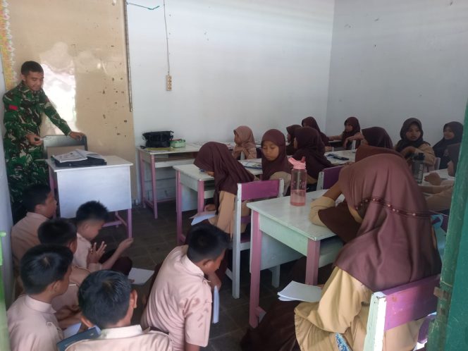 
					Babinsa Mengajar Dorong Semangat Belajar di Sekolah Dasar